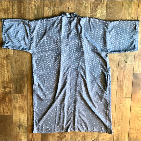 Kimono style silky mini print robe. slate gray Black piping trim OS - Picture 14 of 15